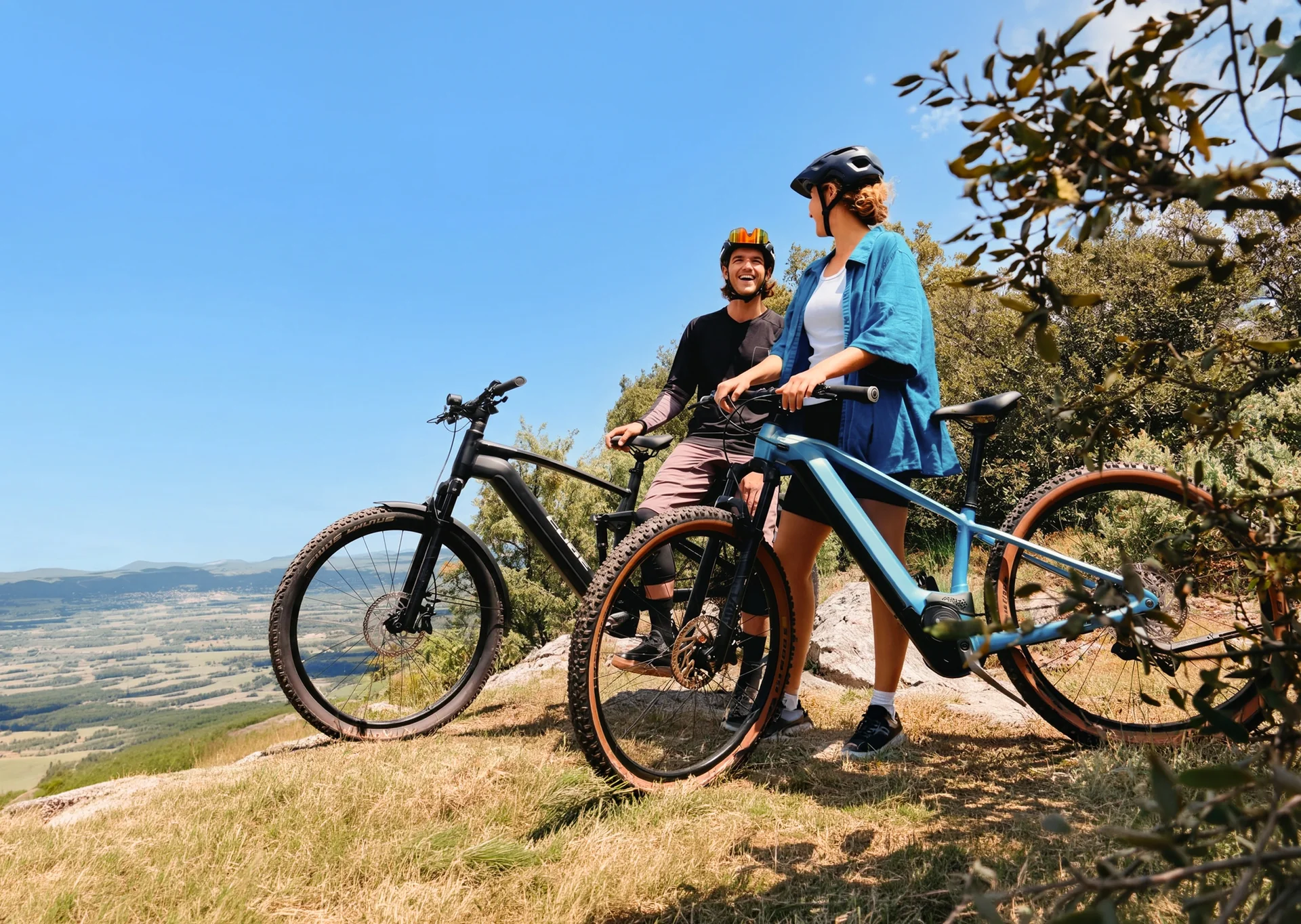 Premium E-Bikes bis zu 60 % günstiger